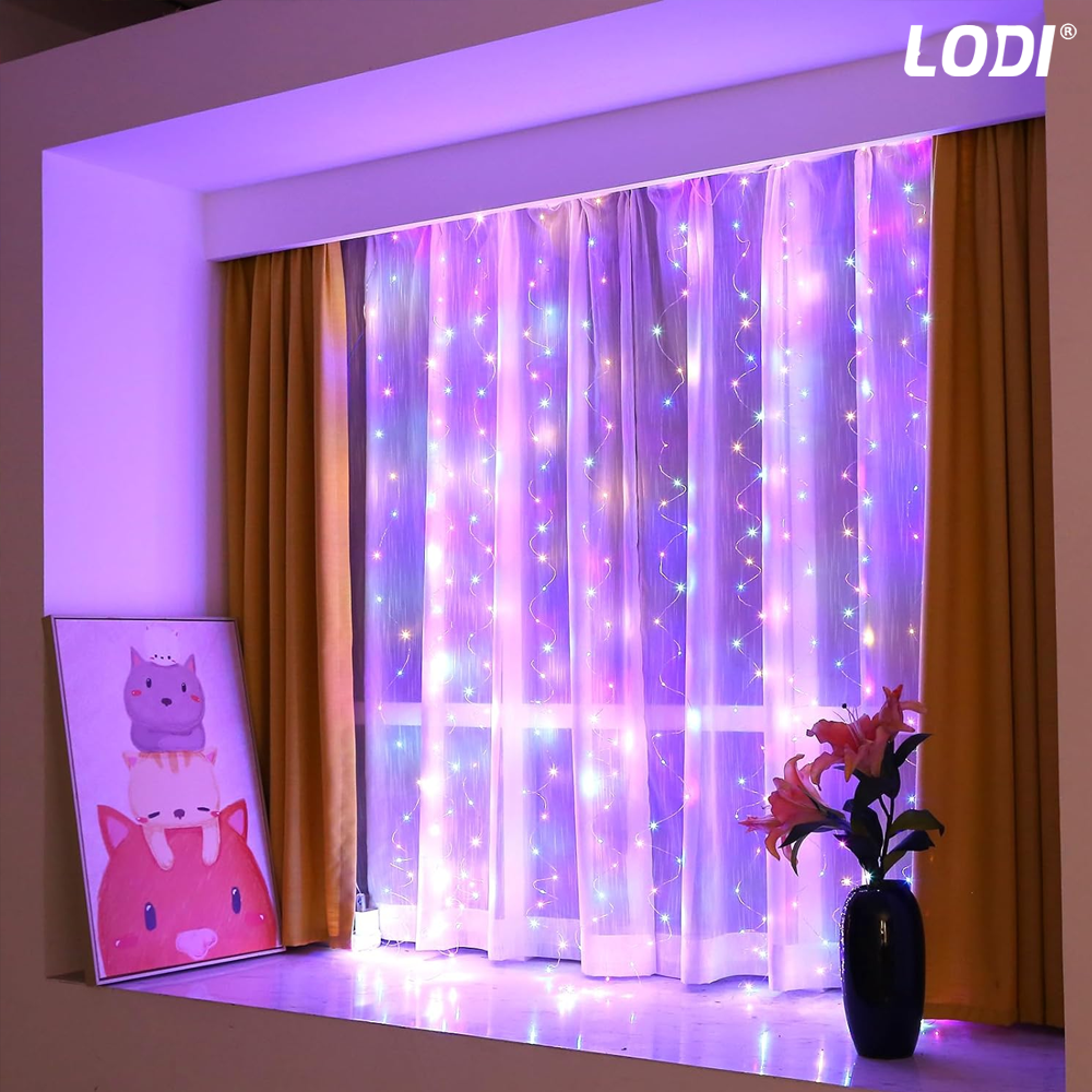 Instalatie de Craciun Perdea Lodi1442, fir cupru, 3x3 m, control prin telecomanda, 8 jocuri de lumini, alimentare USB, fir alb, interior/exterior, 300 LED-uri, multicolor