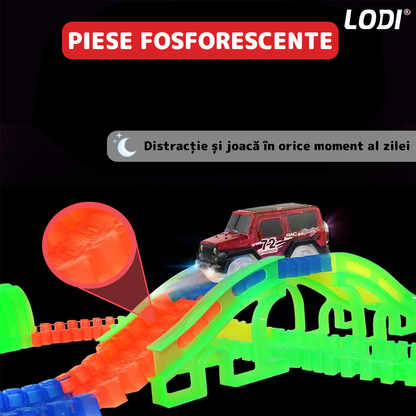 Circuit Masinute Lodi517, 56 piese, pista iluminata configurabila, fosforescenta, masinuta cu lumini rosie, multicolor